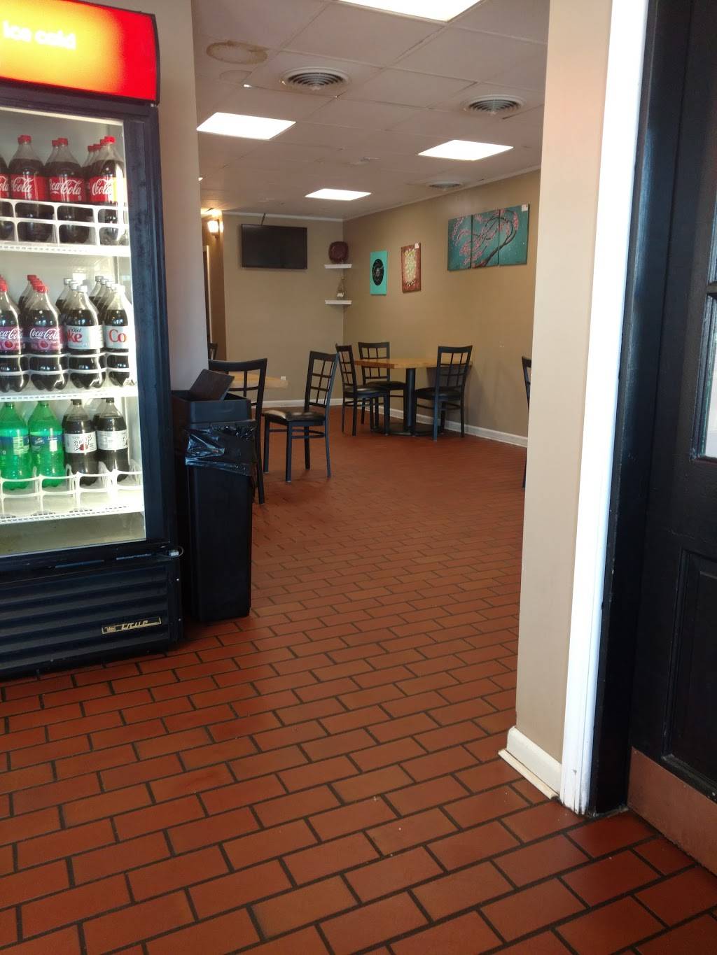 Gioninos Pizzeria | restaurant | 7710 Lakeshore Blvd, Mentor, OH 44060, USA | 4402090000 OR +1 440-209-0000