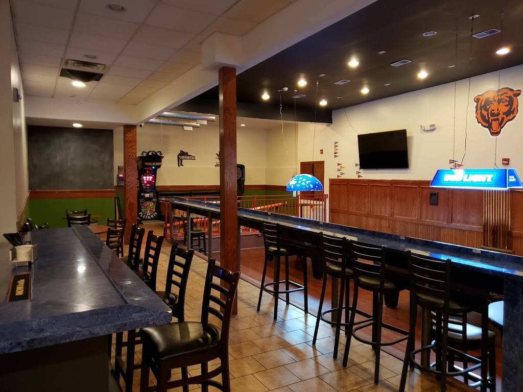 Over The Road Sports Grill and Bar | restaurant | 24001 Lorenzo Rd, Wilmington, IL 60481, USA | 8154769098 OR +1 815-476-9098