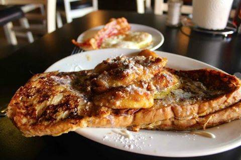 Alfredas Soul Food | restaurant | 5101 Almeda Rd, Houston, TX 77004, USA | 7135280020 OR +1 713-528-0020