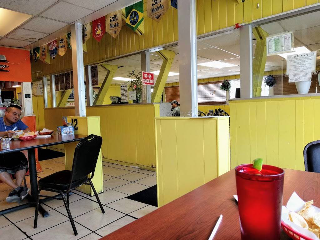 Taqueria Los Altos | restaurant | 3301 N Interstate 35 Frontage Rd, Austin, TX 78722, USA | 5122361219 OR +1 512-236-1219