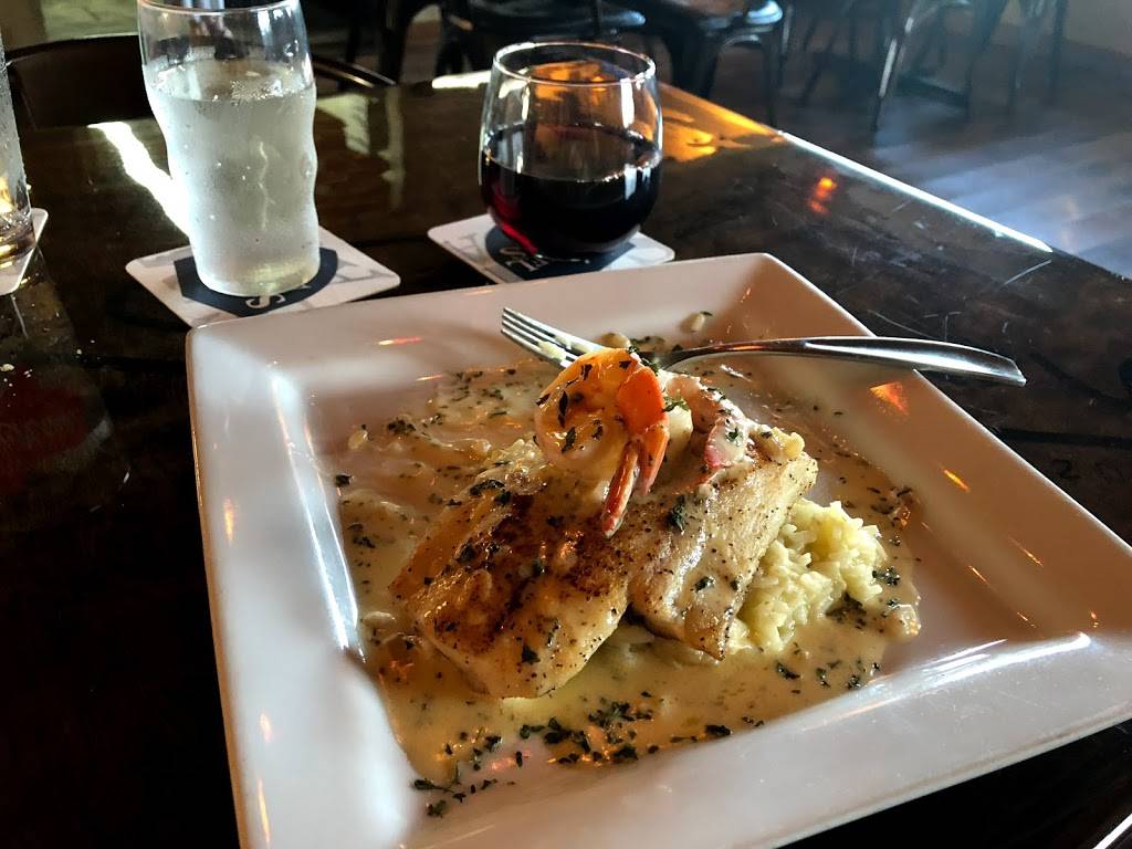 The Groove Steak & Lobster House | restaurant | 2001 Business, Hwy 35 N Bypass, Rockport, TX 78382, USA | 3617293663 OR +1 361-729-3663