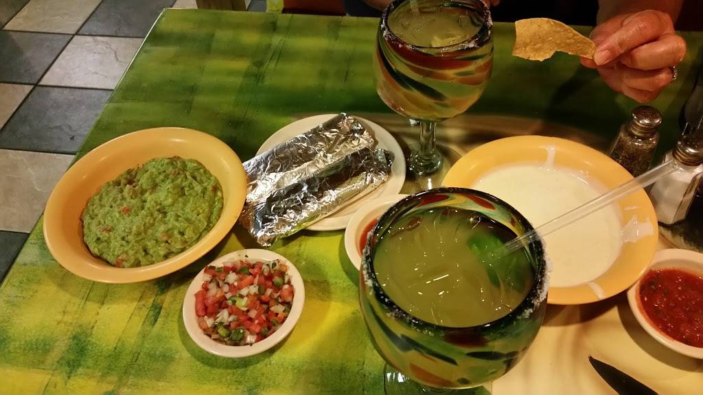 Rancho Viejo | restaurant | 540 W 3rd St, Grove, OK 74344, USA | 9187868333 OR +1 918-786-8333