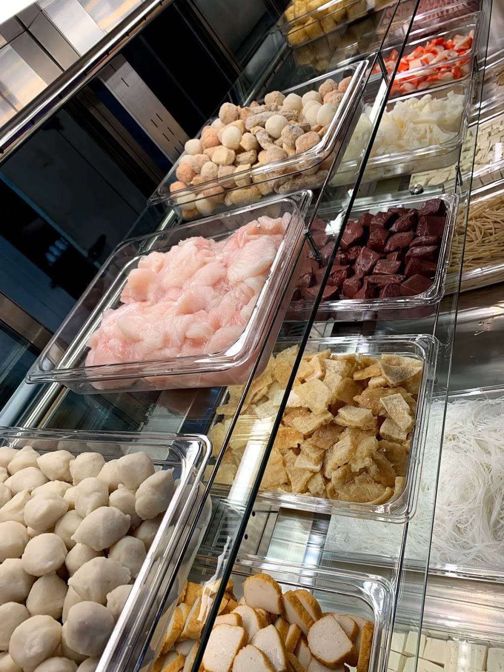 Première Fondue | restaurant | 7209 Boulevard Taschereau #109, Brossard, QC J4Y 1A1, Canada | 4509263677 OR +1 450-926-3677