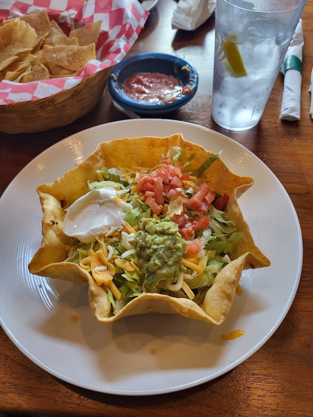 La Ingrata bar and grill 3 | restaurant | 100 N Market St, Paris, TN 38242, USA | 7314077040 OR +1 731-407-7040