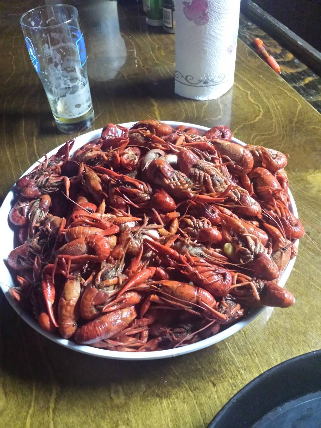 Vals Sports Bar & Grill | restaurant | 1600 Government St, Ocean Springs, MS 39564, USA | 2283279210 OR +1 228-327-9210