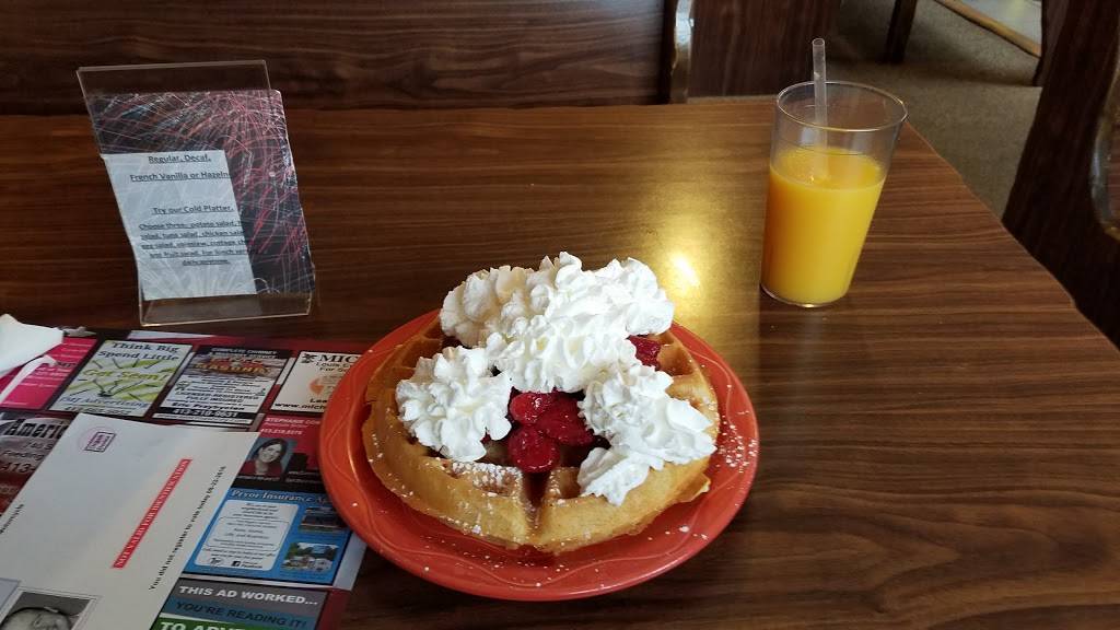 American Classics Restaurant | restaurant | 740 Springfield St, Feeding Hills, MA 01030, USA | 4137892203 OR +1 413-789-2203