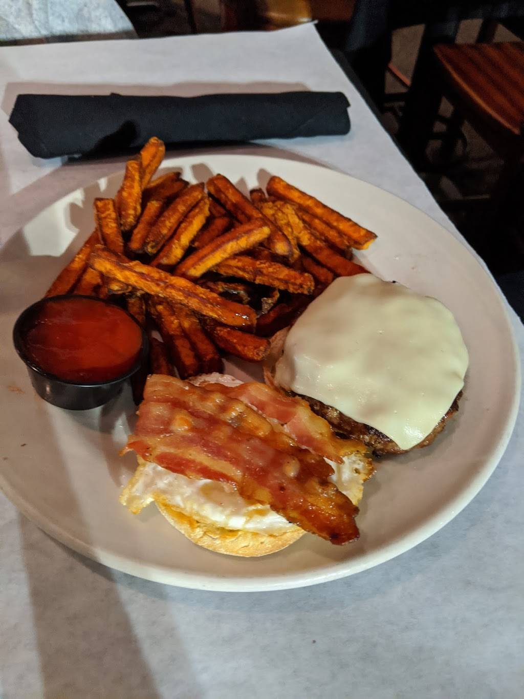 Brandy Petes | restaurant | 267 Franklin St, Boston, MA 02110, USA | 6174394165 OR +1 617-439-4165