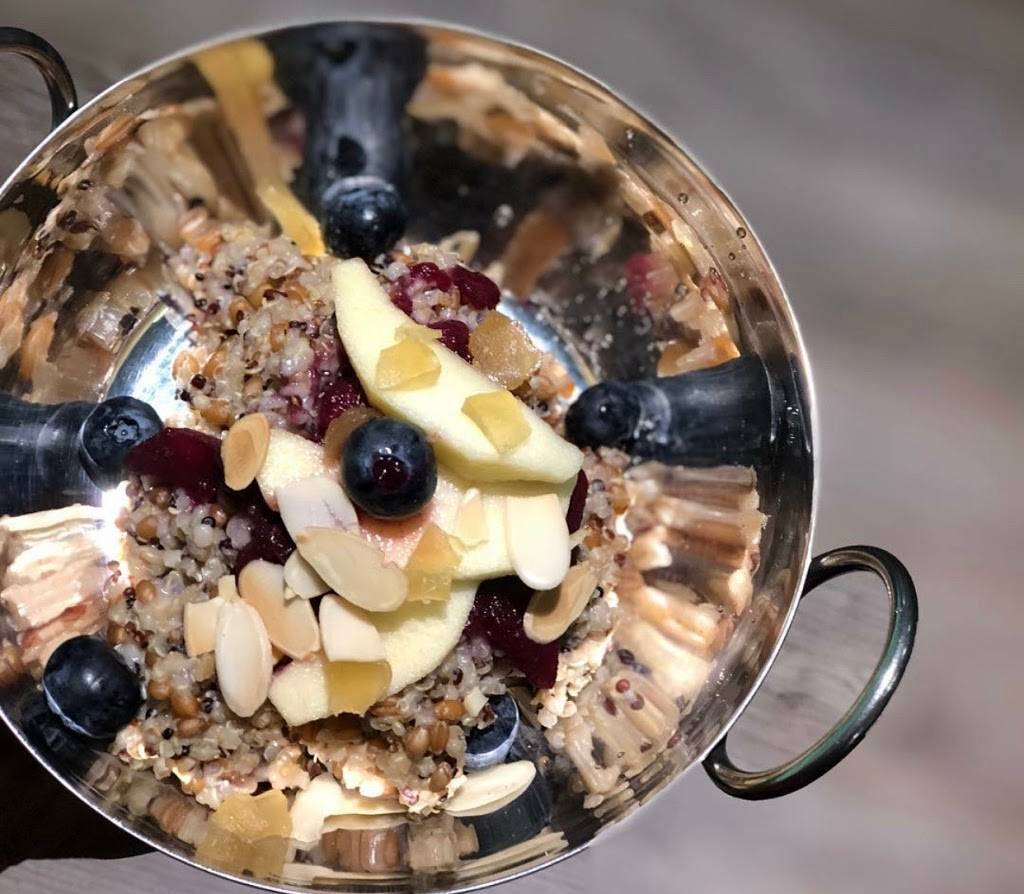 Whisk Breakfast & Lunch Cafe | restaurant | 210 Main St, East Orleans, MA 02643, USA | 5082552233 OR +1 508-255-2233