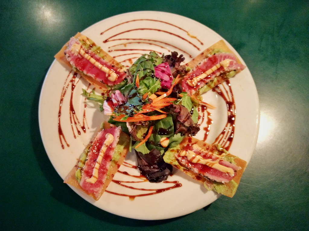 Route 6 Café & Lounge | restaurant | 40801 US-6, Avon, CO 81620, USA | 9709496393 OR +1 970-949-6393