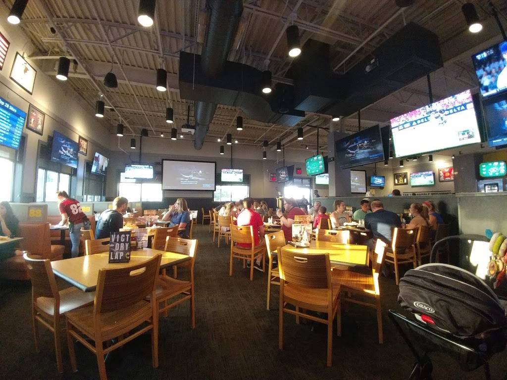 Buffalo Wild Wings | meal takeaway | 4420 Wabash Ave, Springfield, IL 62711, USA | 2175469453 OR +1 217-546-9453