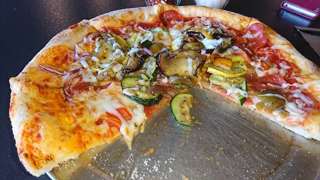 Angelos Brick Oven Pizzeria | restaurant | 36370 Hidden Springs Rd, Wildomar, CA 92595, USA | 9514280080 OR +1 951-428-0080
