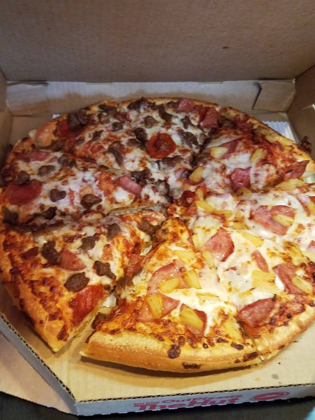 Pizza Hut | restaurant | 8449 SW State Rd 200 #133, Ocala, FL 34481, USA | 3528734025 OR +1 352-873-4025