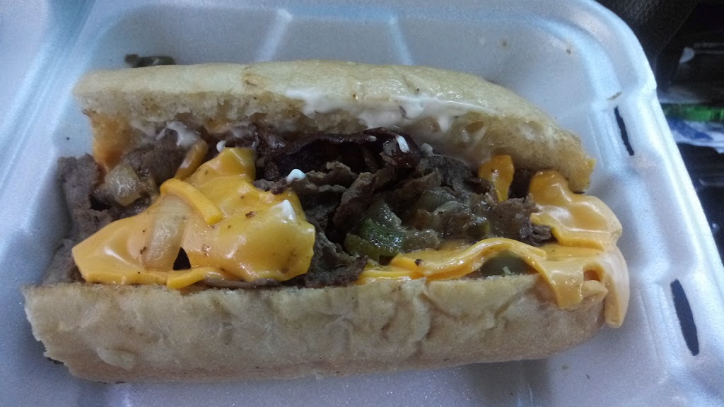 Fish N chicken | restaurant | 3328 Monroe St, Alexandria, LA 71301, USA | 3187046581 OR +1 318-704-6581