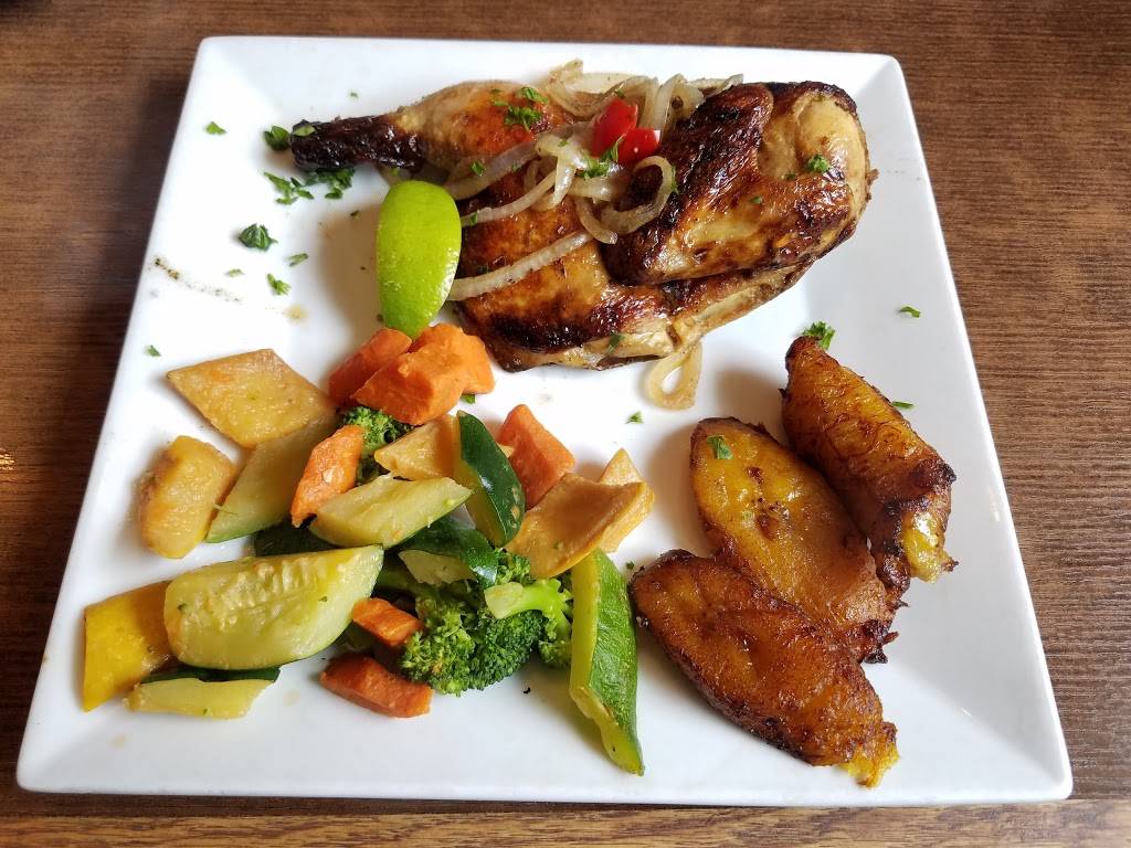 Padrinos Cuban Bistro | restaurant | 13586 Village Park Dr #304, Orlando, FL 32837, USA | 4072515107 OR +1 407-251-5107