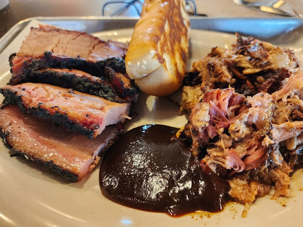 City Barbeque | restaurant | 4027 Poplar Level Rd, Louisville, KY 40213, USA | 5022066085 OR +1 502-206-6085