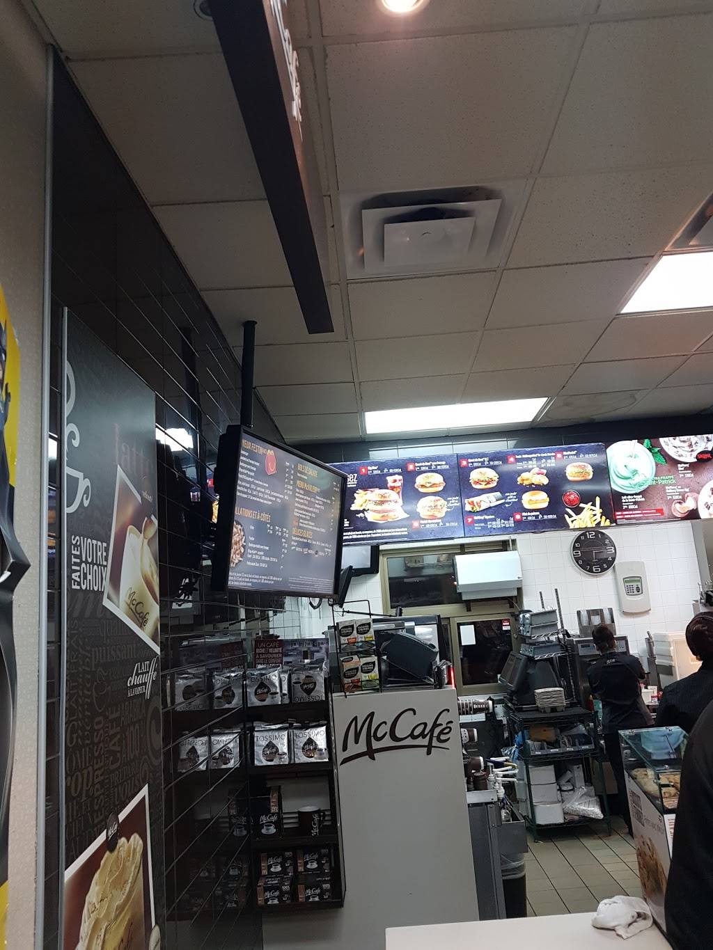 McDonalds | cafe | 4016 Boulevard Saint-Joseph, Drummondville, QC J2B 8K5, Canada | 8194743948 OR +1 819-474-3948