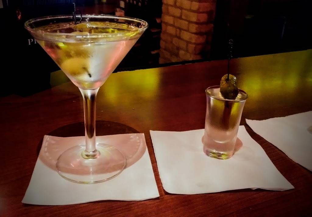 Moscow on the Hill | restaurant | 371 Selby Ave, St Paul, MN 55102, USA | 6512911236 OR +1 651-291-1236