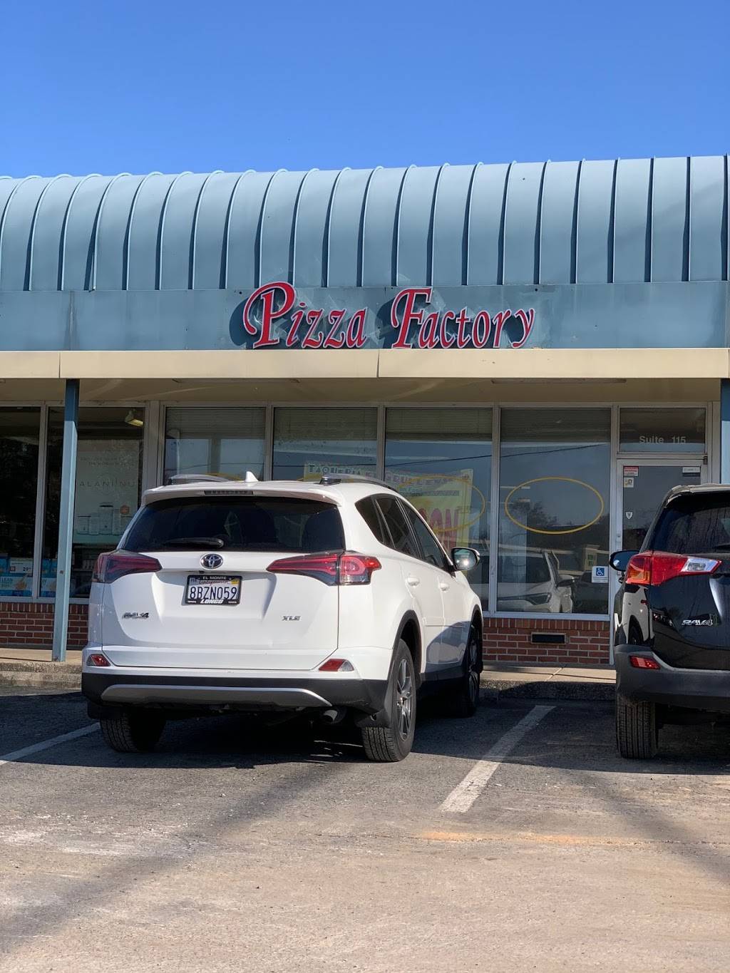 Pizza Factory | restaurant | 2614 Lebanon Pike #B, Nashville, TN 37214, USA | 6156788466 OR +1 615-678-8466