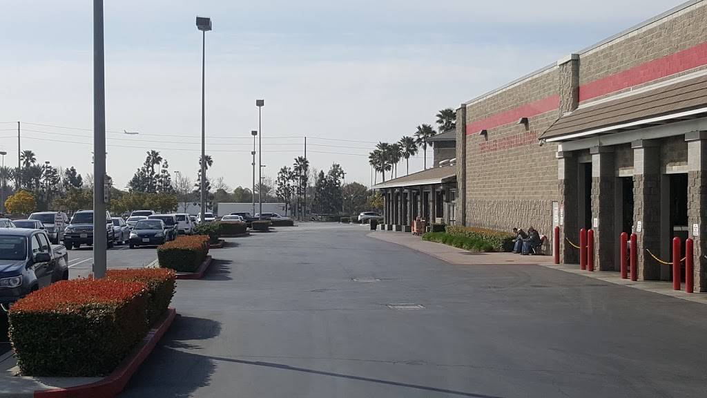 Costco Food Court | meal takeaway | 11800 Fourth St, Rancho Cucamonga, CA 91730, USA | 9095811703 OR +1 909-581-1703