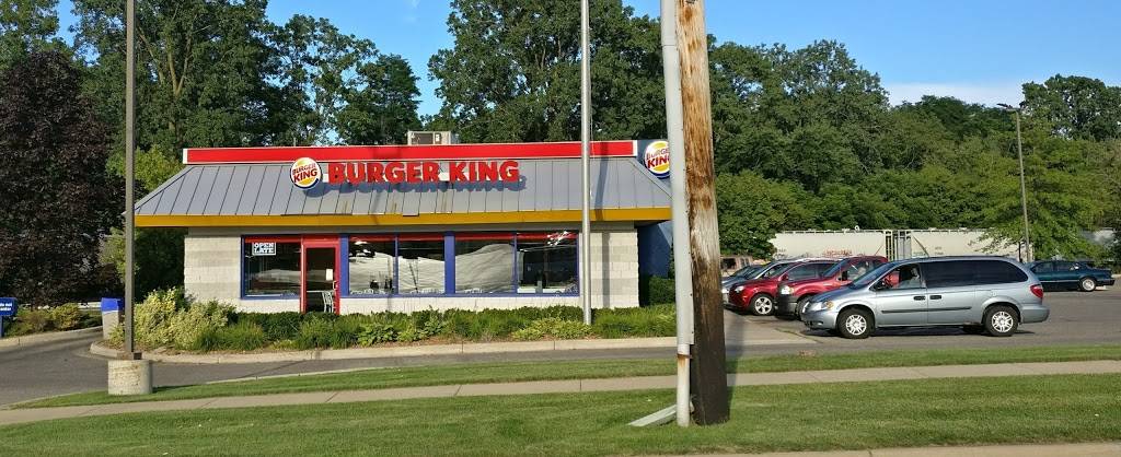 Burger King | restaurant | 215 W Carleton Rd, Hillsdale, MI 49242, USA | 5174373250 OR +1 517-437-3250