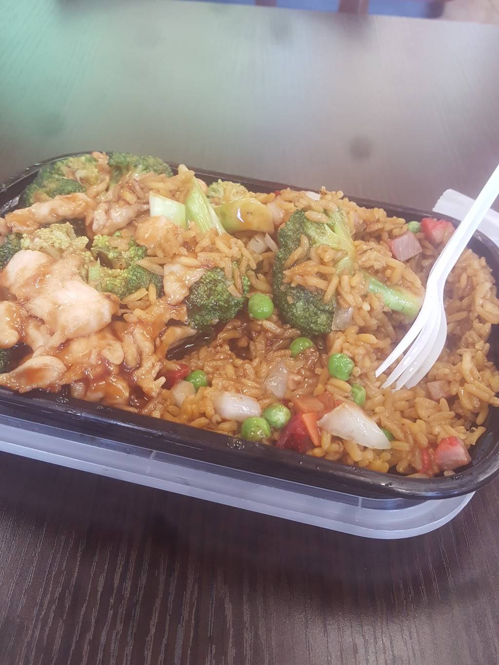 Panda House | restaurant | 1805 W State of Franklin Rd, Johnson City, TN 37604, USA | 4239750075 OR +1 423-975-0075