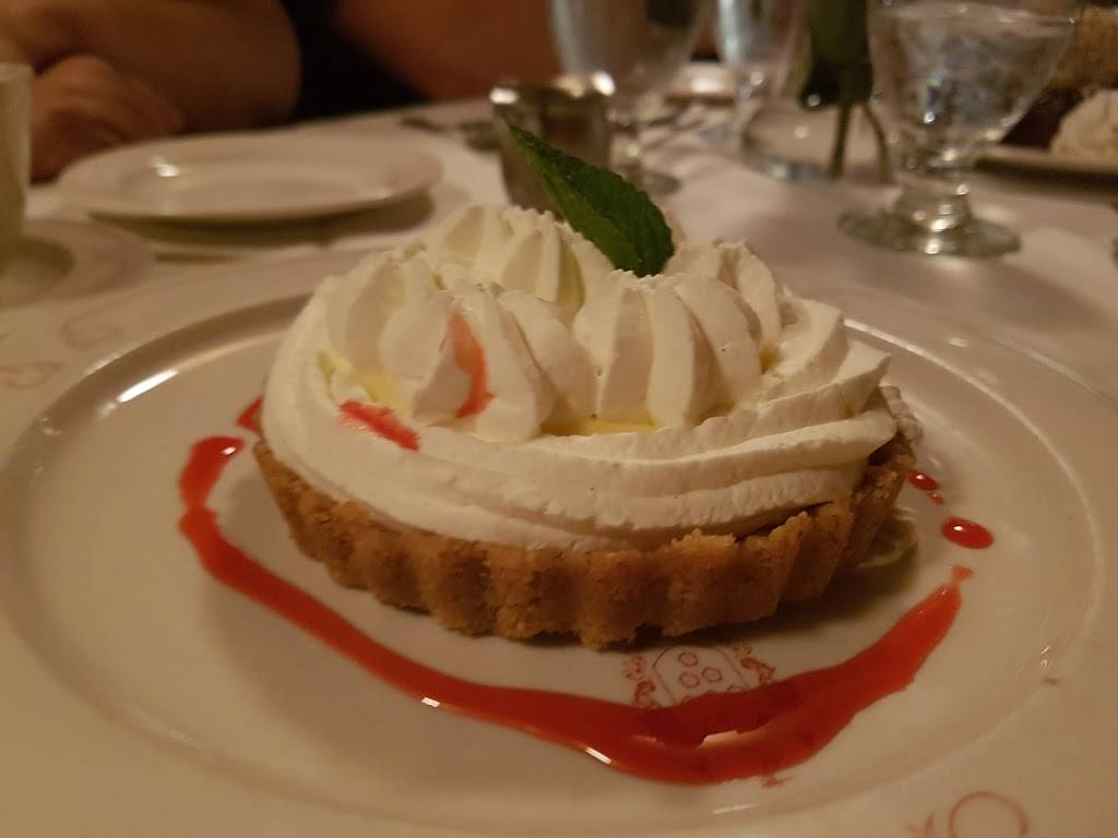 The Fay Club | restaurant | 658 Main Street, Fitchburg, MA 01420, USA | 9783454537 OR +1 978-345-4537