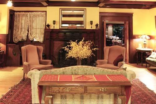 Hartness House Inn, Restaurant and Spa | restaurant | 30 Orchard St, Springfield, VT 05156, USA | 8028852115 OR +1 802-885-2115