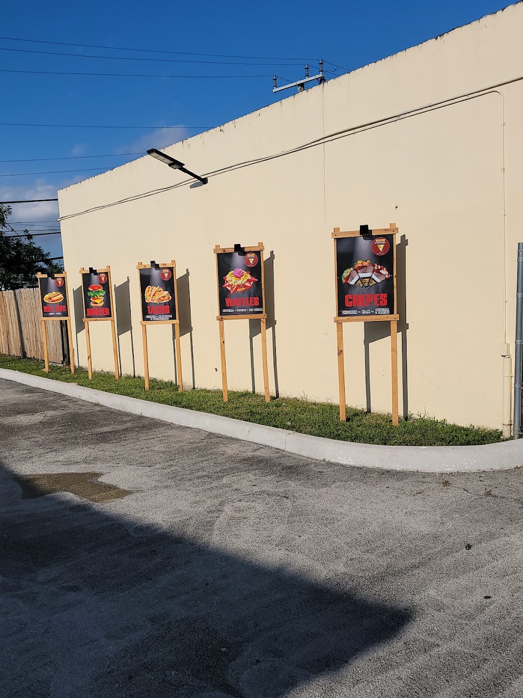 Un Dos Creps Miami | restaurant | 10735 SW 56th St, Miami, FL 33165, USA | 3059720061 OR +1 305-972-0061