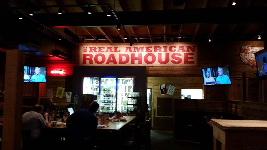 Logans Roadhouse | restaurant | 156 Lucy Ln, Waynesboro, VA 22980, USA | 5409499925 OR +1 540-949-9925