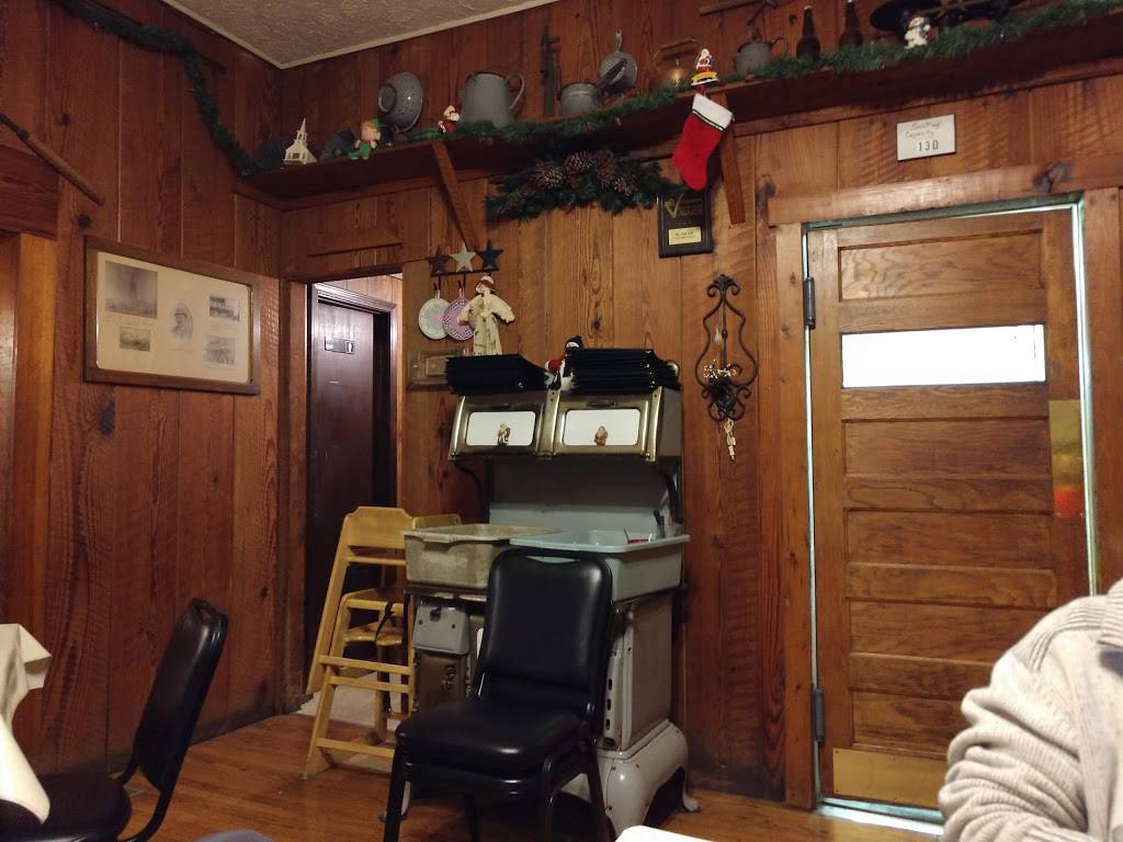 St Joe Inn | restaurant | 9515 St Wendel Rd, Evansville, IN 47720, USA | 8129639310 OR +1 812-963-9310