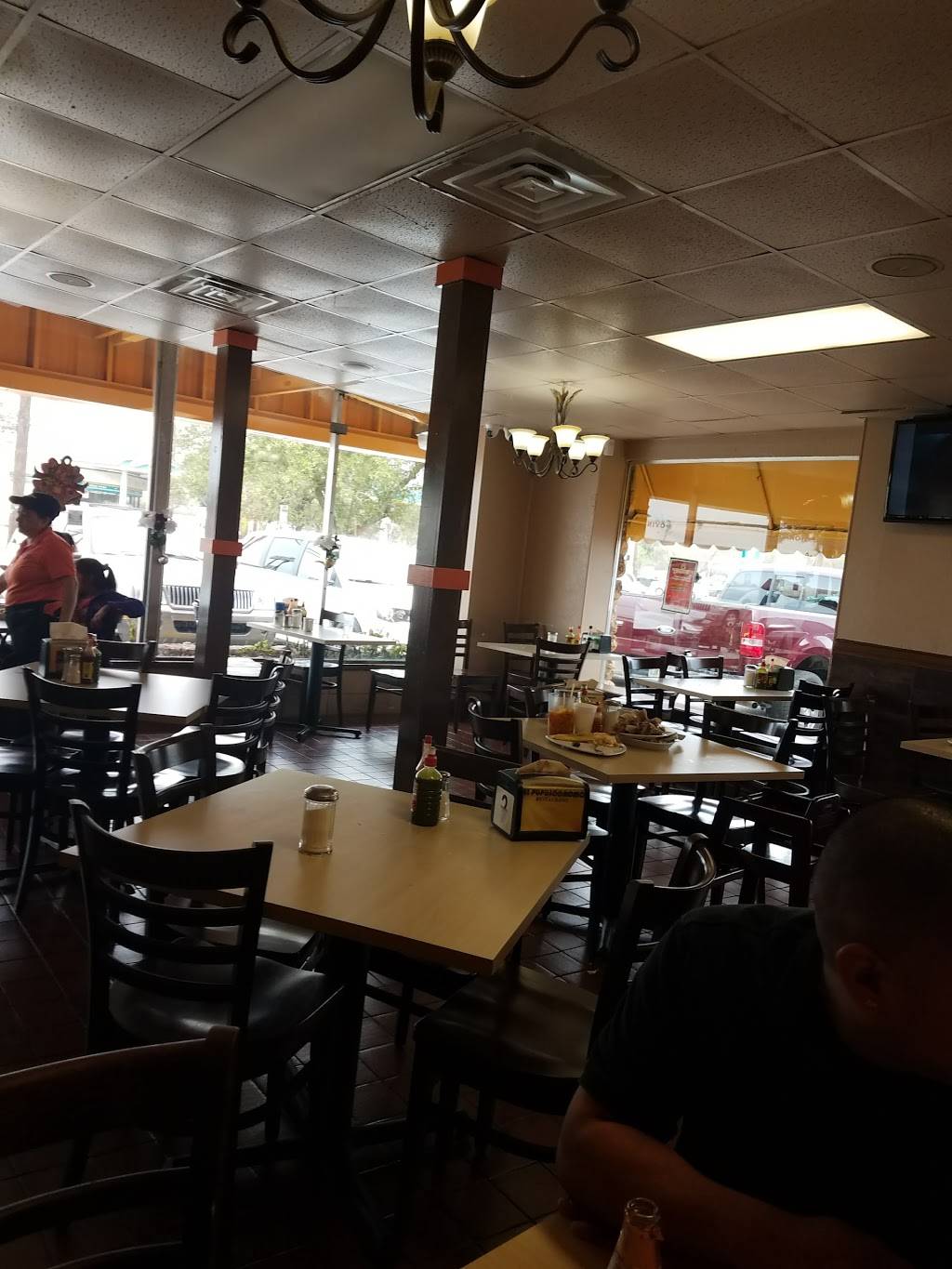 El Pupusodromo | restaurant | 6817 Bissonnet St #6005, Houston, TX 77074, USA | 7132705030 OR +1 713-270-5030