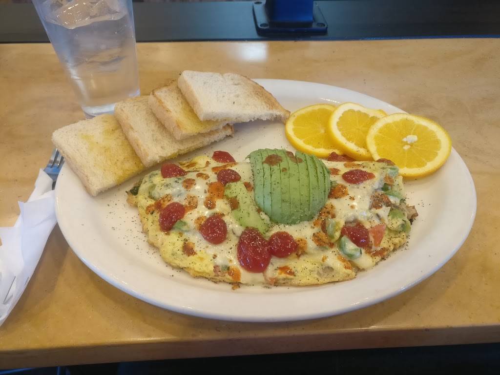 Toms Burgers 31 | restaurant | 1130 E Walnut St, Pasadena, CA 91106, USA | 6265777717 OR +1 626-577-7717