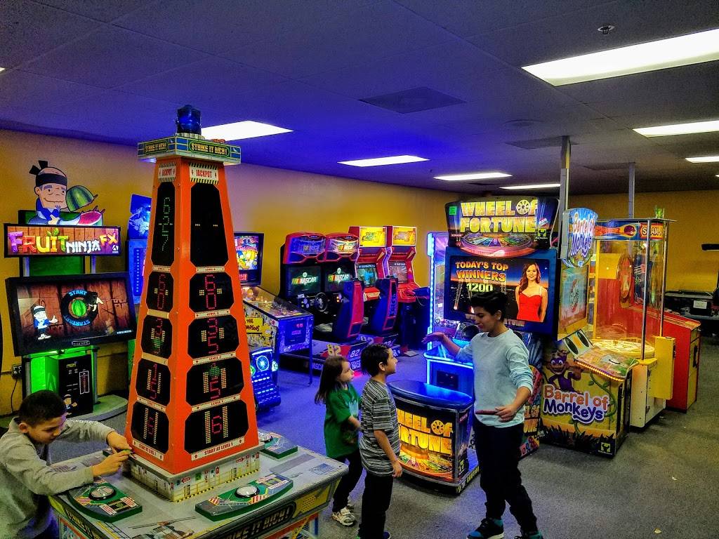 My Buddies Pizza | restaurant | 2503 E Lakeshore Dr # A, Lake Elsinore, CA 92530, USA | 9516746946 OR +1 951-674-6946