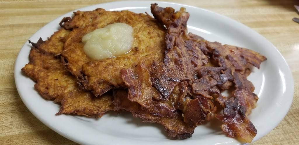 Three Girls Cafe | restaurant | 8373 Boston State Rd, Boston, NY 14025, USA | 7169413250 OR +1 716-941-3250