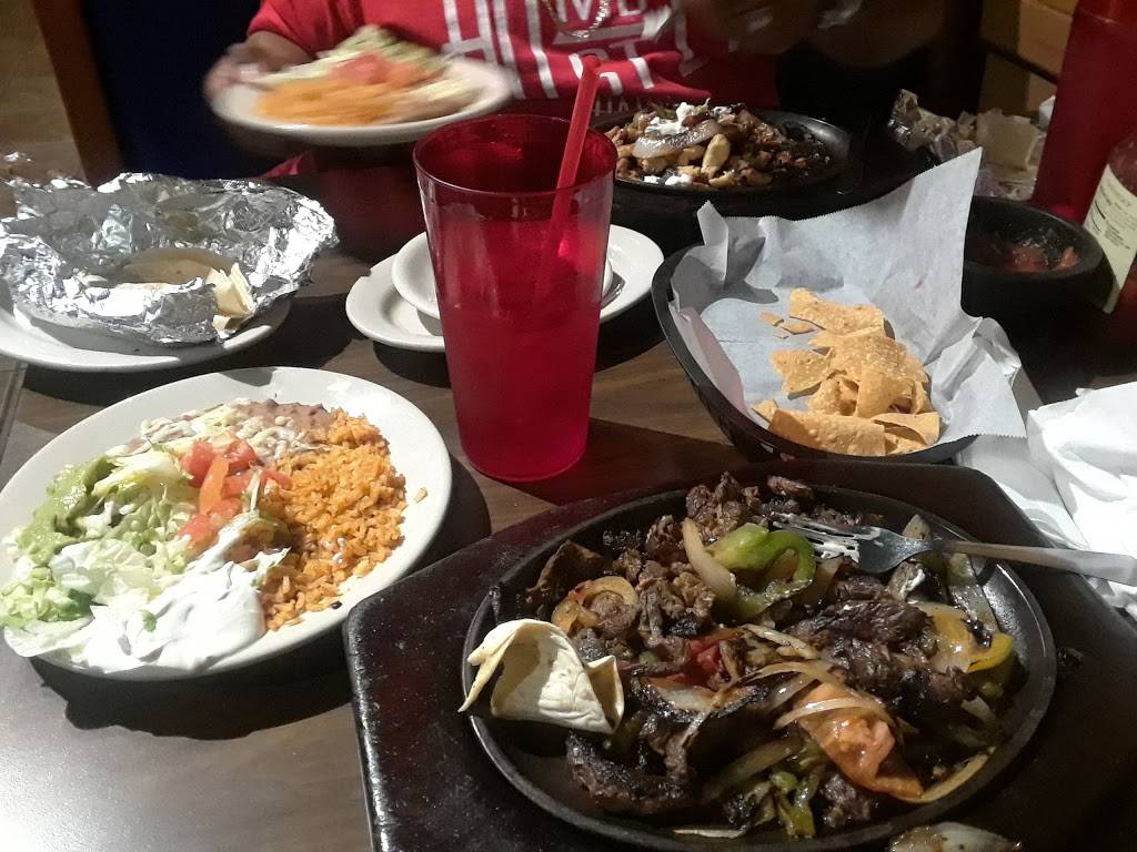 El Saltillo | restaurant | 2650 Beach Blvd #20, Biloxi, MS 39531, USA | 2283881855 OR +1 228-388-1855