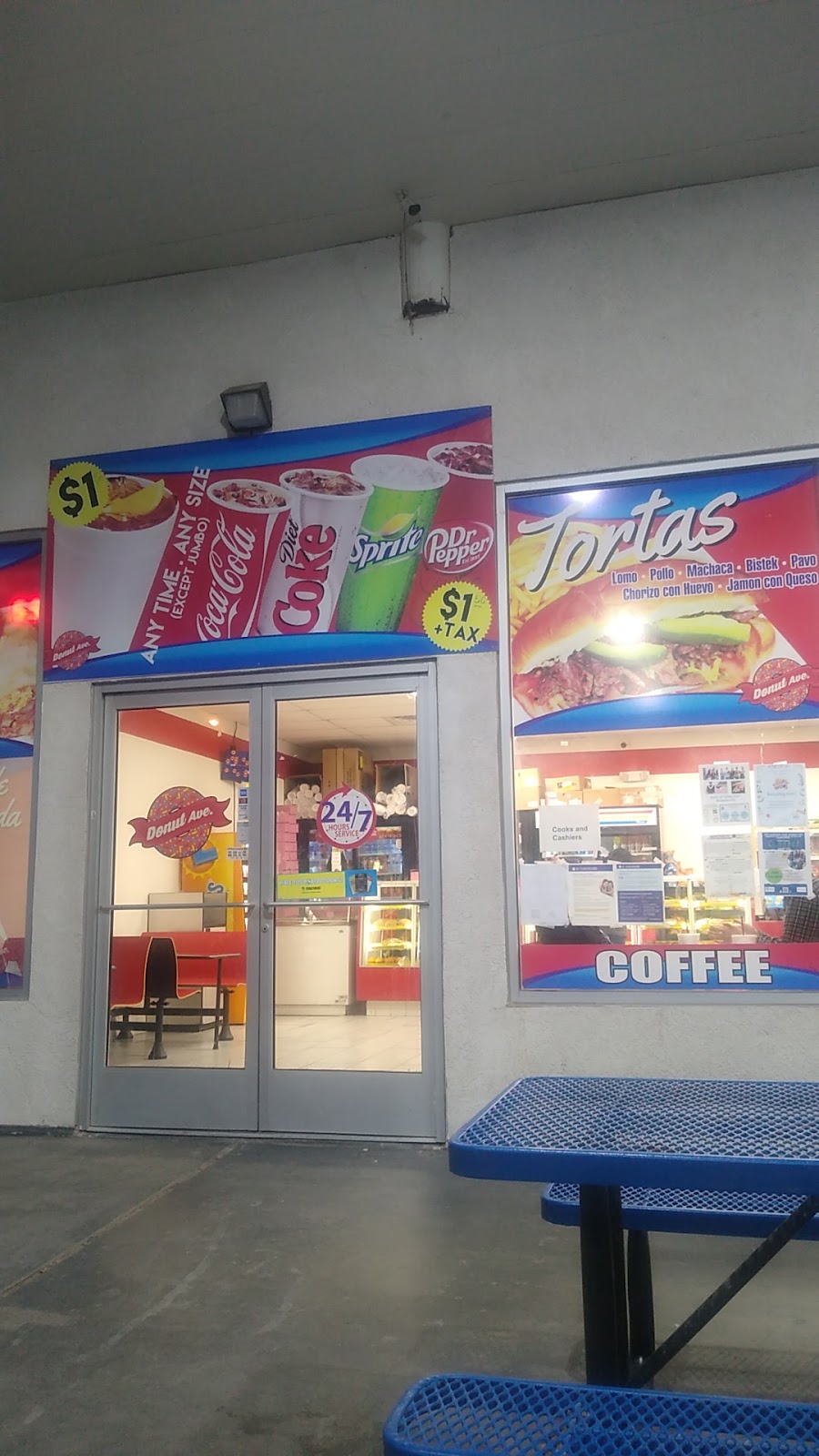 Donut Shop | restaurant | Holtville, CA 92250, USA | 7607563190 OR +1 760-756-3190