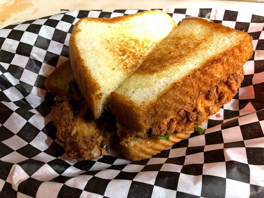 MICKEYS SPORTS BAR AND GRILL LLC | restaurant | 3758 S Carrier Pkwy, Grand Prairie, TX 75052, USA | 2144123364 OR +1 214-412-3364