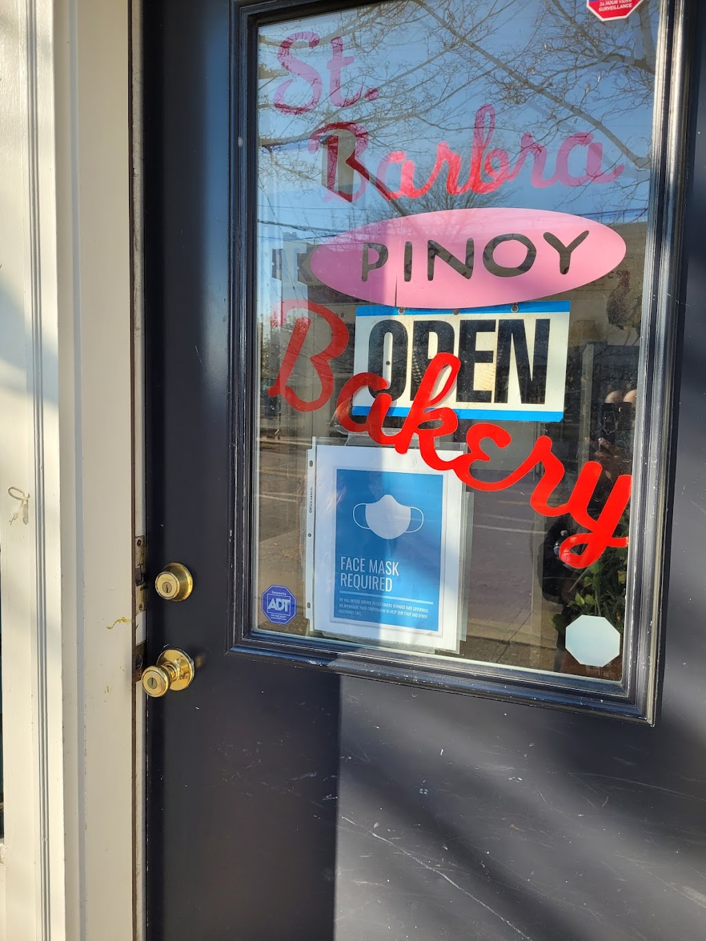 St. Barbra Pinoy Bakery | restaurant | 2311 SW 6th Ave, Portland, OR 97201, USA | 5034447170 OR +1 503-444-7170