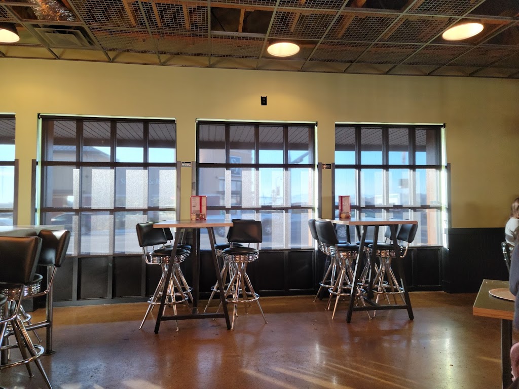 Via 313 Pizza | meal takeaway | 212 E University Pkwy, Orem, UT 84058, USA | 3852924313 OR +1 385-292-4313