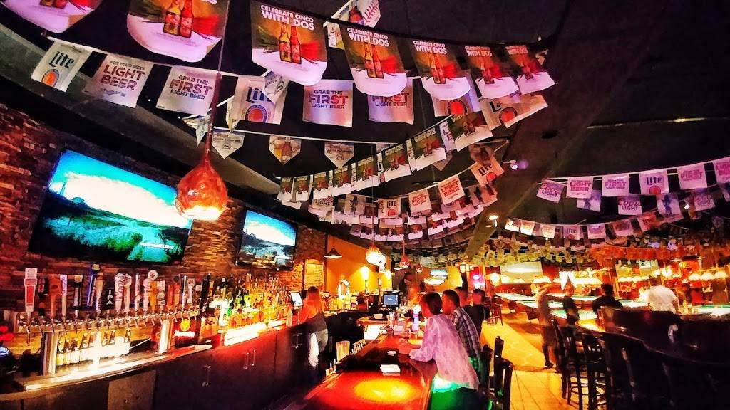 Fantasia Billiards | restaurant | 133 N San Fernando Blvd, Burbank, CA 91502, USA | 8188486718 OR +1 818-848-6718