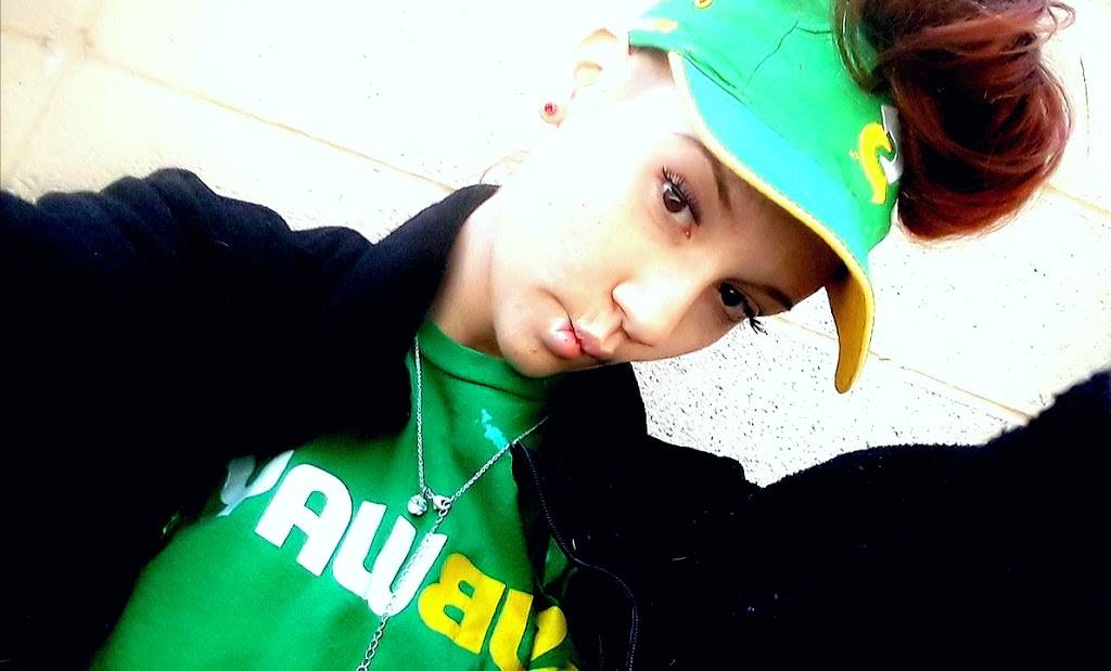 Subway | restaurant | 5922 Hixson Pike, Hixson, TN 37343, USA | 4238479353 OR +1 423-847-9353