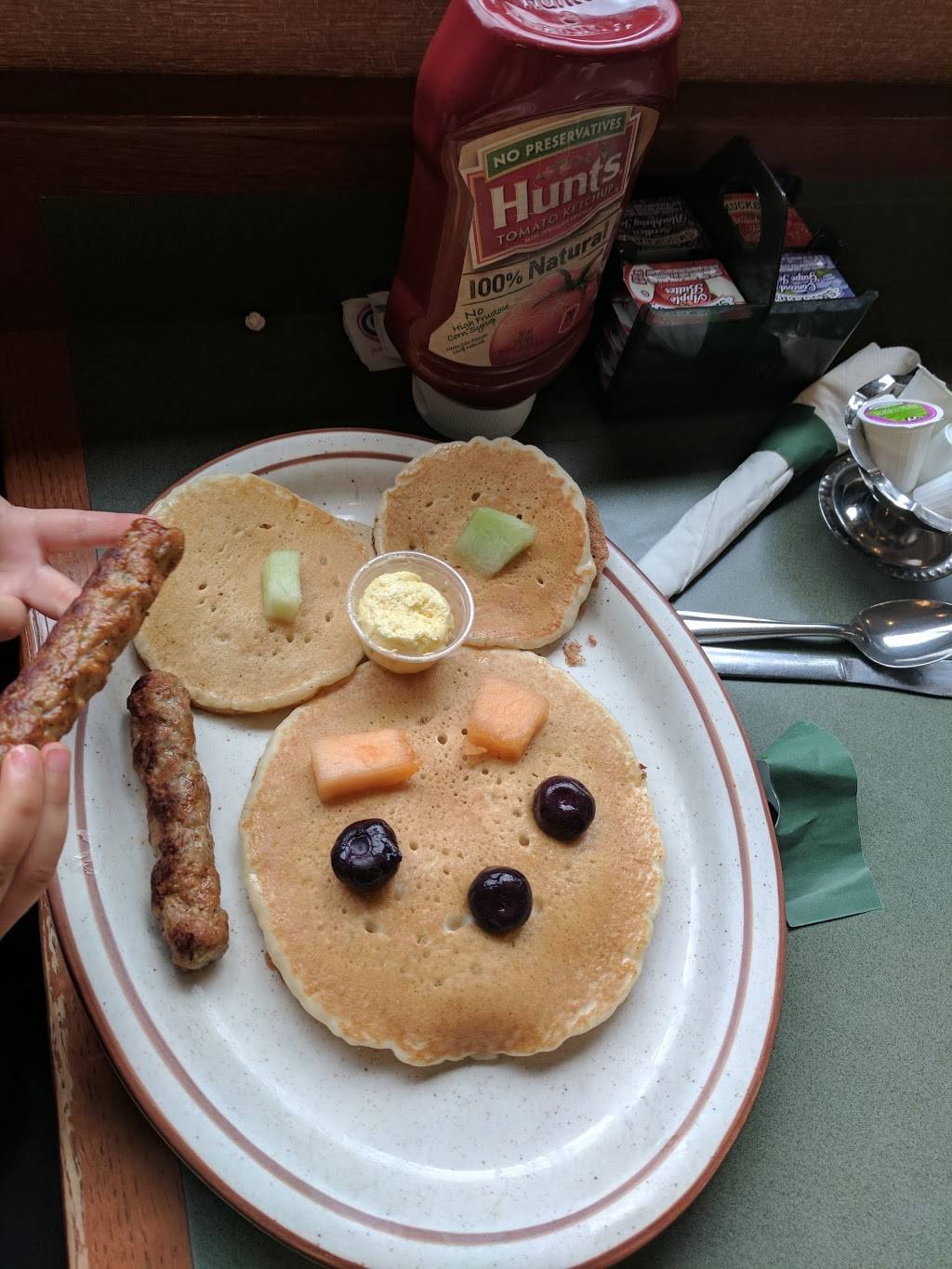 Pauls Restaurant | restaurant | 1800 Broadway St, Vancouver, WA 98663, USA | 3606943552 OR +1 360-694-3552