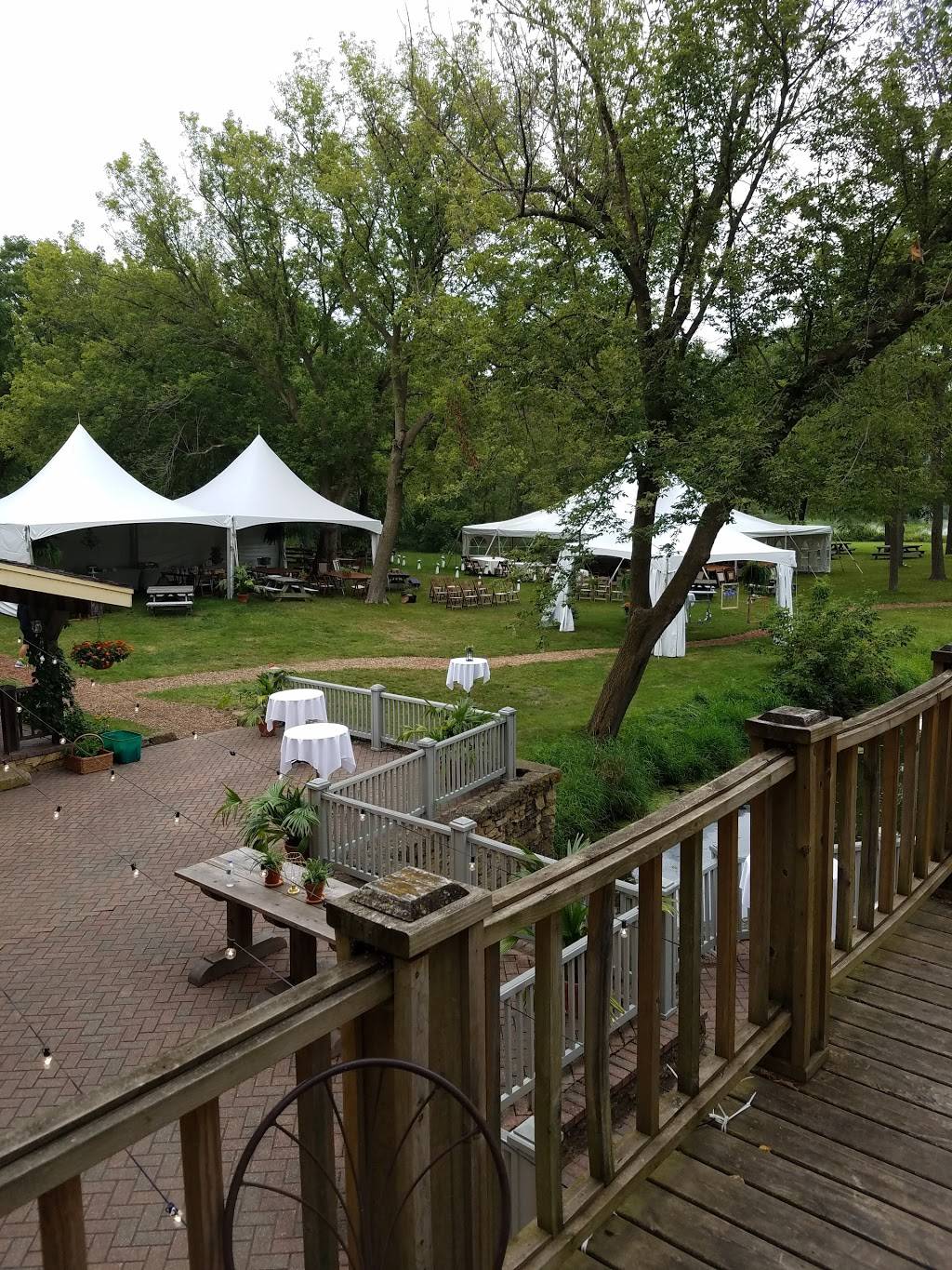 Paoli Bread and Brat Haus | restaurant | 6890 Paoli Rd, Belleville, WI 53508, USA | 6086363320 OR +1 608-636-3320