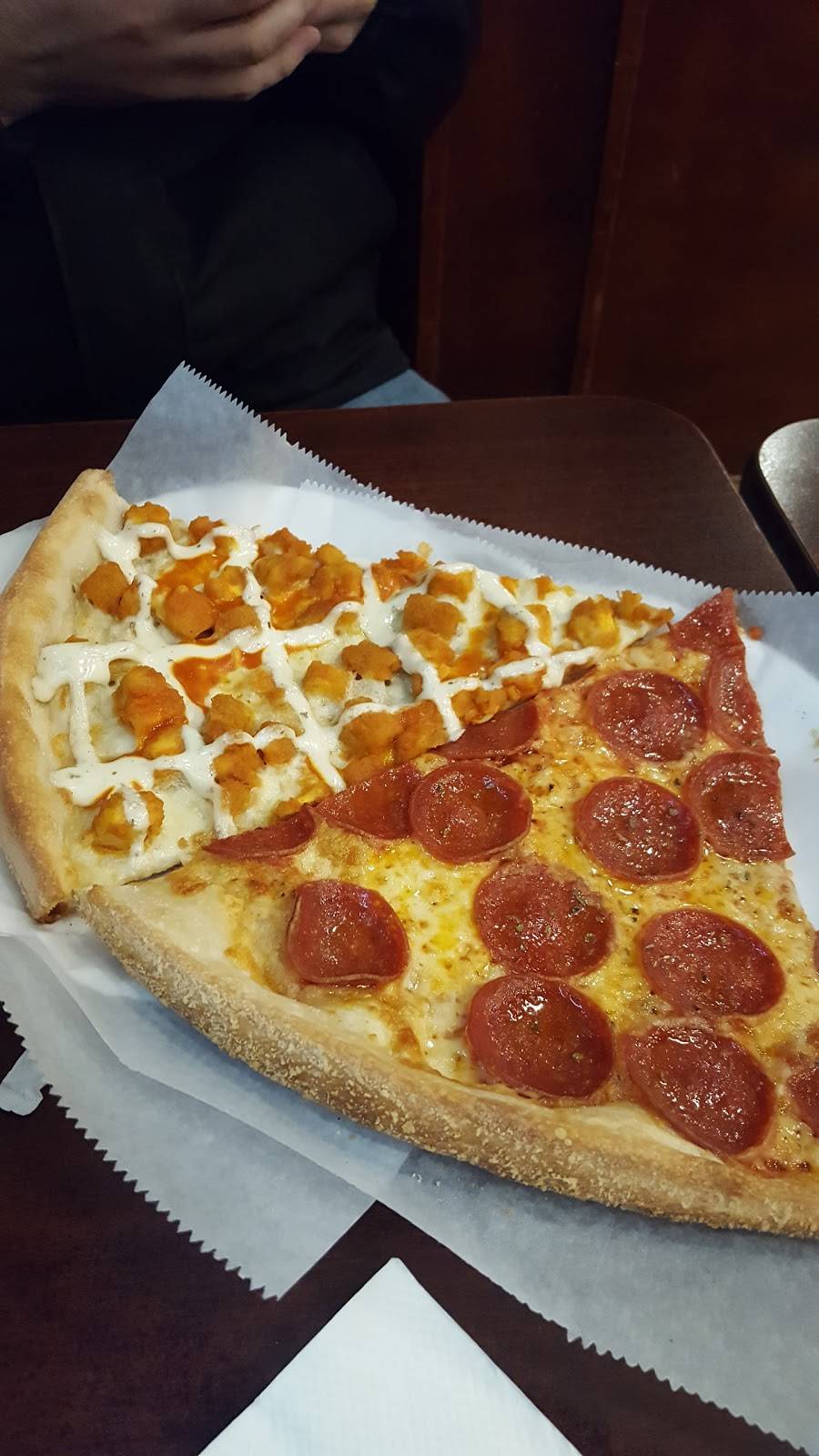 Gotham Pizza | restaurant | 1443 York Ave, New York, NY 10075, USA | 2122888085 OR +1 212-288-8085