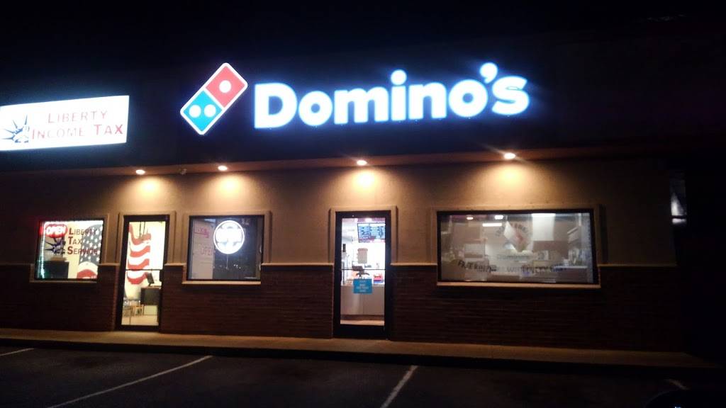 Dominos Pizza | meal delivery | 105 Lew Dewitt Blvd Ste C, Waynesboro, VA 22980, USA | 5409320000 OR +1 540-932-0000