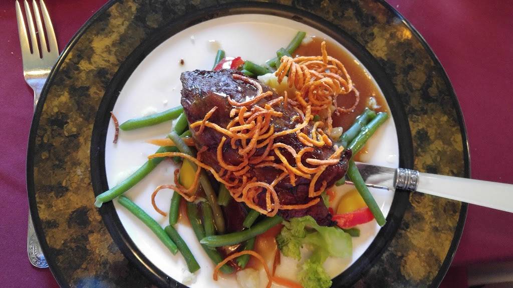 Summit Restaurant | restaurant | 95 College St, Christiansburg, VA 24073, USA | 5403827218 OR +1 540-382-7218