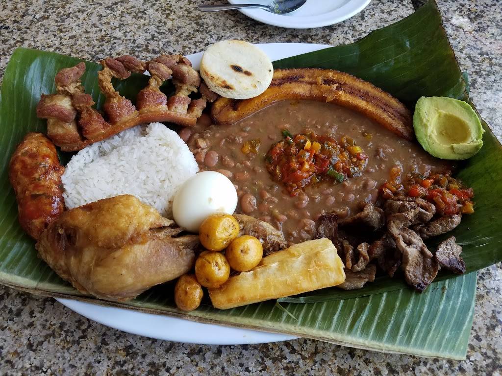 Sabores Colombianos | restaurant | 3695 University Ave, San Diego, CA 92104, USA | 6197567742 OR +1 619-756-7742