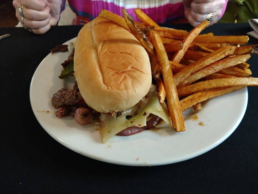 Springfield Carriage | restaurant | 724 E Edwards St, Springfield, IL 62703, USA | 2175721457 OR +1 217-572-1457