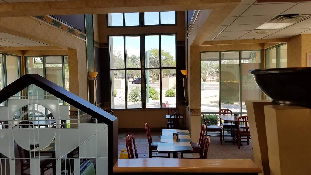 Arbys | restaurant | 11054 N Frank Lloyd Wright Blvd, Scottsdale, AZ 85259, USA | 4806576817 OR +1 480-657-6817