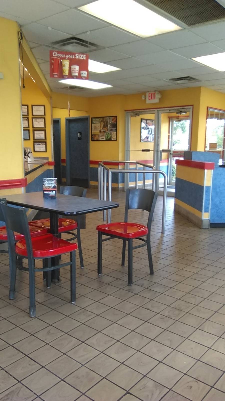 Churchs Chicken | restaurant | 2231 N Collins St, Arlington, TX 76011, USA | 8178615788 OR +1 817-861-5788